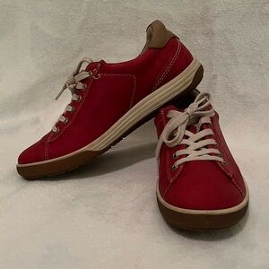 ECCO Red Leather Lace Up Comfort Walking Shoes Women’s Size 7